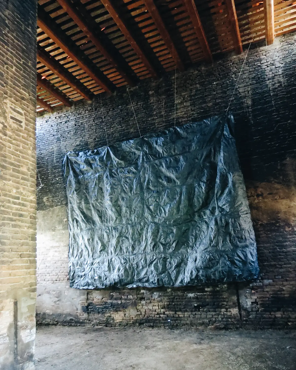 Lawren Spera, Nessun nesso (No association), 2018